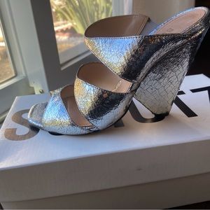Schutz wedges